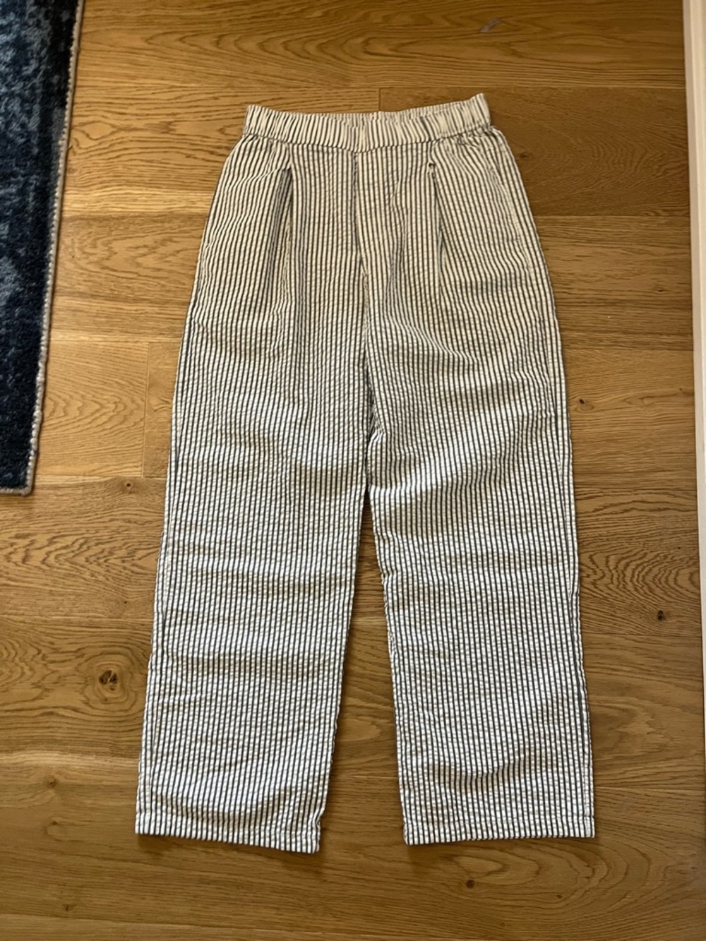 Uniqlo Black & White Striped Seersucker Wide-Leg 100% Cotton Pants